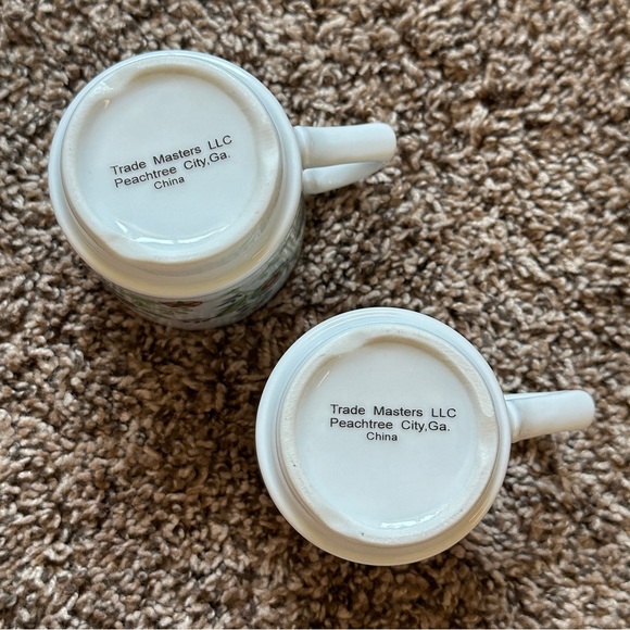 Retro Stacking Flower Coffee Mugs, Floral Teacups Set of 2 - Picture 8 of 9